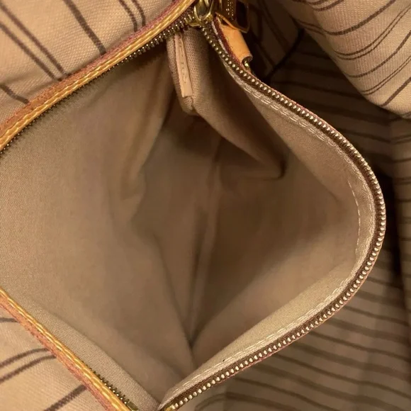 Authentic Louis Vuitton Monogram Delightful Box /Bag - Picture 8 of 12